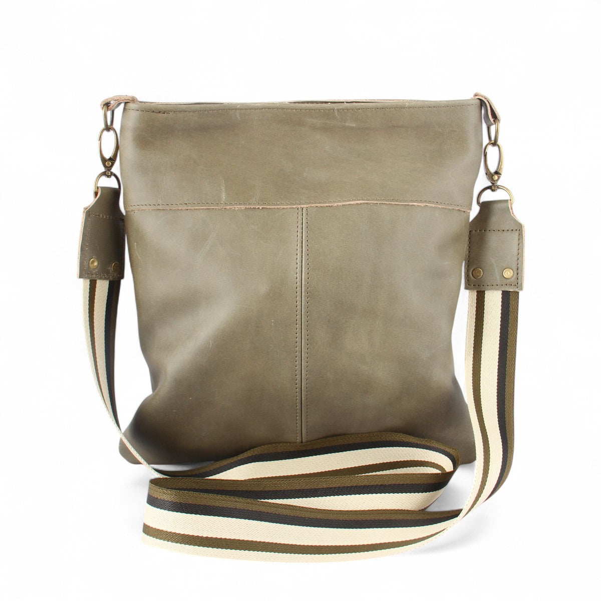Cartera Venecia Oliva